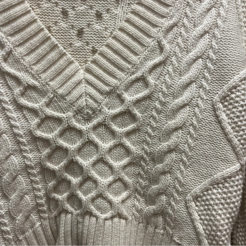 EUC Aritzia Wilfred Free Mystic Cable Sweater - Picture 4 of 8